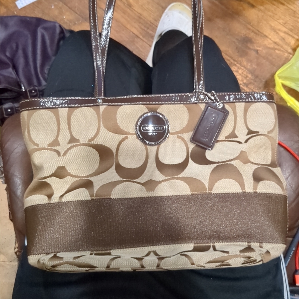 Classic Coach Canvas Bag- Brown